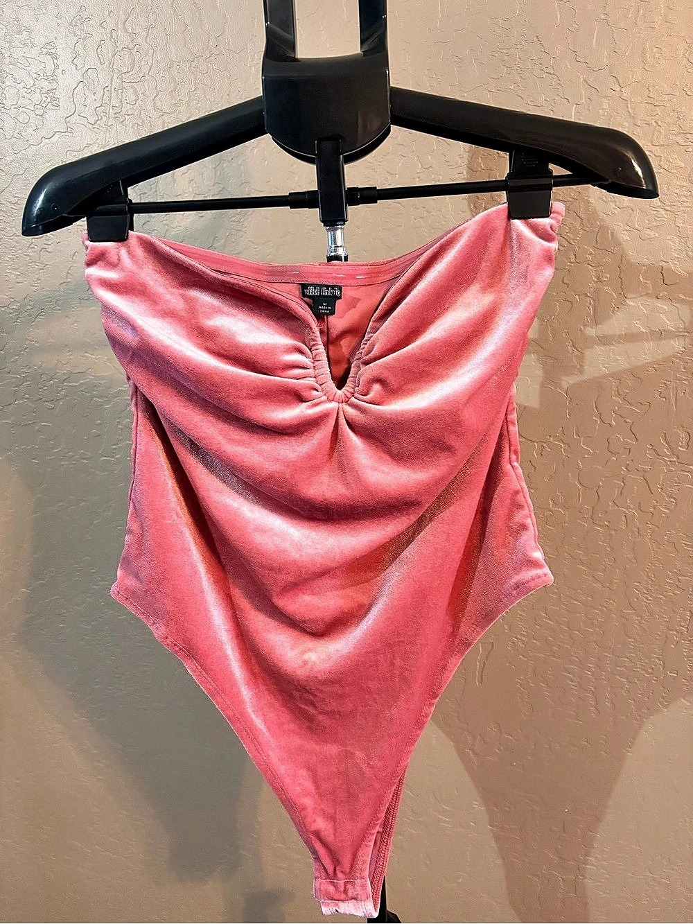 Wild Fable Ruched Bodysuit in Pink Size Medium Like New